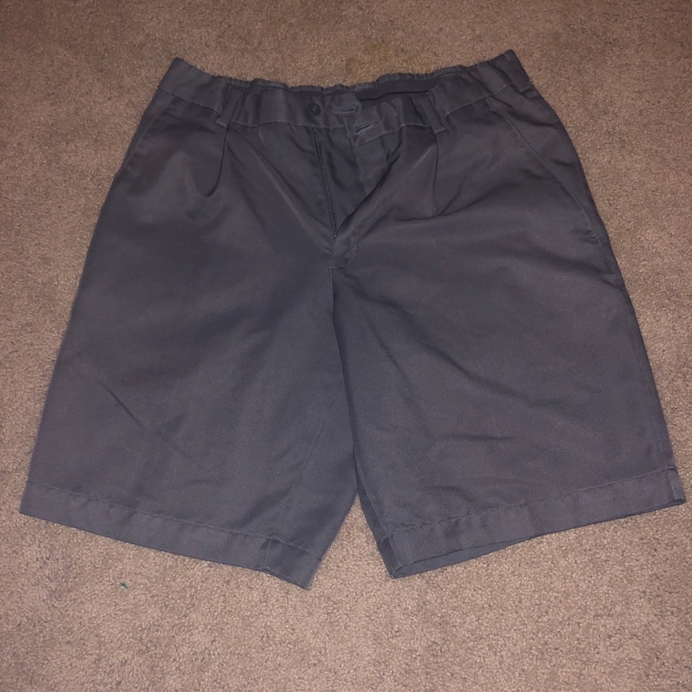 Men’s Nike golf shorts